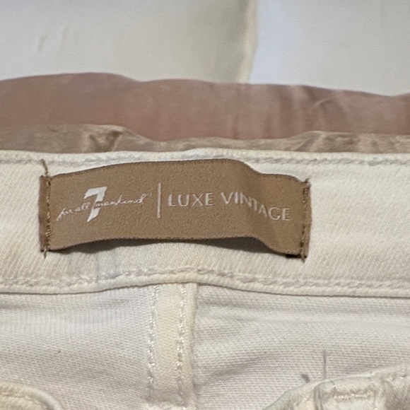 7 For All Mankind White Wide Leg Jeans - Picture 3 of 9